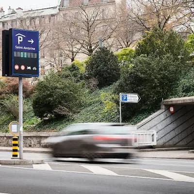 Parking Saint-Antoine — Bd Emile-Jaques-Dalcroze 10, 1207 Genève, Suisse