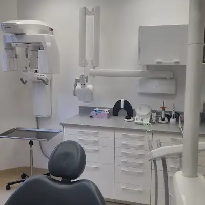Photo de Dentiste Dr Khouja, Cabinet Dentaire