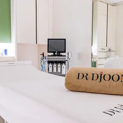 Photo de Dr Djoon Clinical