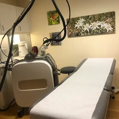 Photo de Dr. Jacqueline Perriard FMH Dermatology
