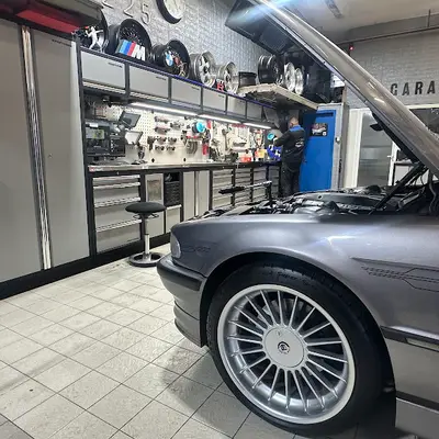 Photo de GARAGE 1225 SARL